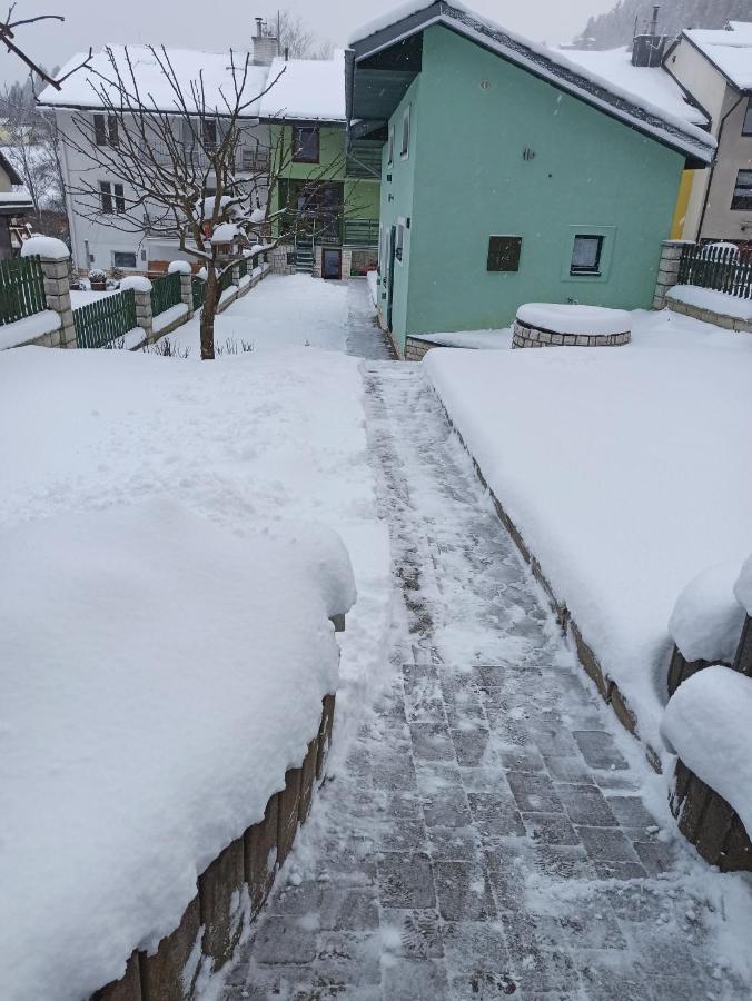 Ubytovanie V Sukromi Zeleny Dom Vyšné Ružbachy Buitenkant foto